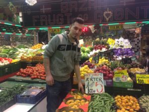 Dagens smukkeste plet: Frugt- og grøntmarked i Bazar Vest