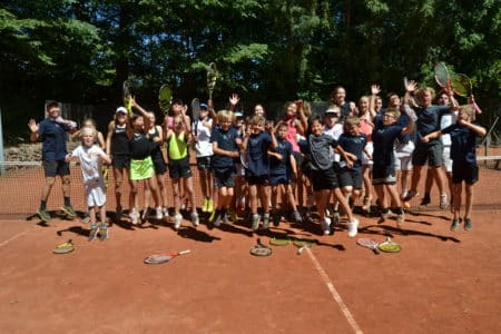 Tennis-camp med plads til hygge og fællesskab