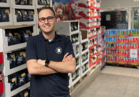 Drømmen er gået i opfyldelse: 26-årige Jacob Arberg bliver købmand