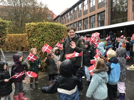 Regnfuld afsked med Engdalskolens skoleleder Anders Munthe