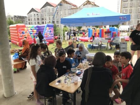 Gratis Sommer Sjov i Gellerups bypark: “Den største gave du kan give er at dukke op!”