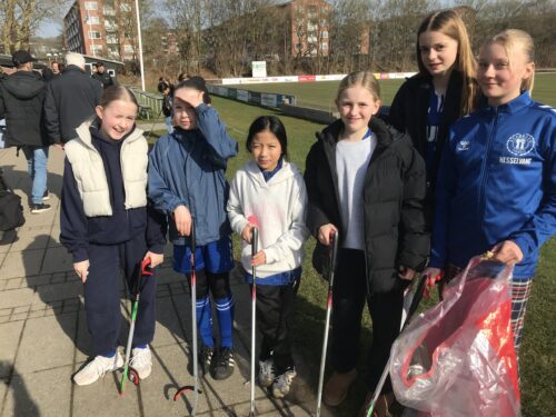 Forår på vej: Brabrand IF inviterer til 2. divisionsfodbold og indsamling af skrald