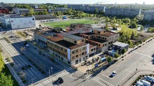 Ny forskning om “busbørn”: Forskere søger 16-25-årige interview-personer