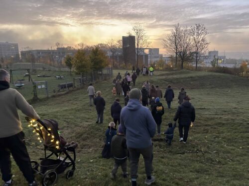 Lanterne-morgenhygge hos Børnehuset Viben før uhyggelig halloween-weekend